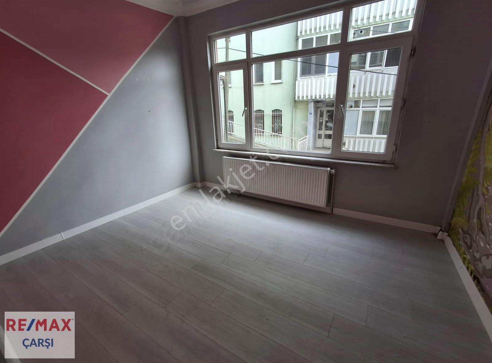 Remax Çarşı'dan Kocaeli İzmit Tam Merkezde Satılık 2+1 Daire - Görsel 14