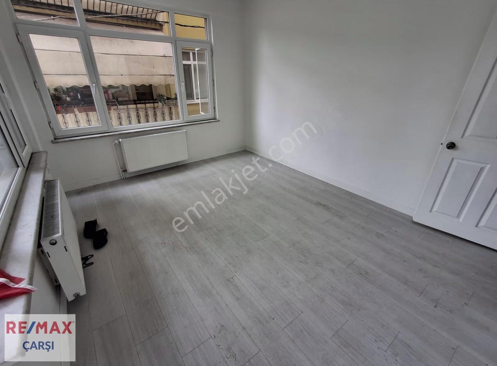 Remax Çarşı'dan Kocaeli İzmit Tam Merkezde Satılık 2+1 Daire - Görsel 12