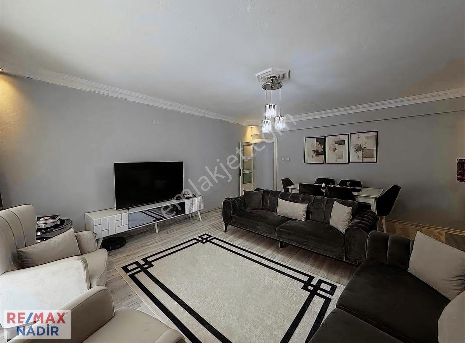 Re/max Nadir'den | Kale Mah Geniş Masrafsız 4+1 Satılık Daire - Görsel 13