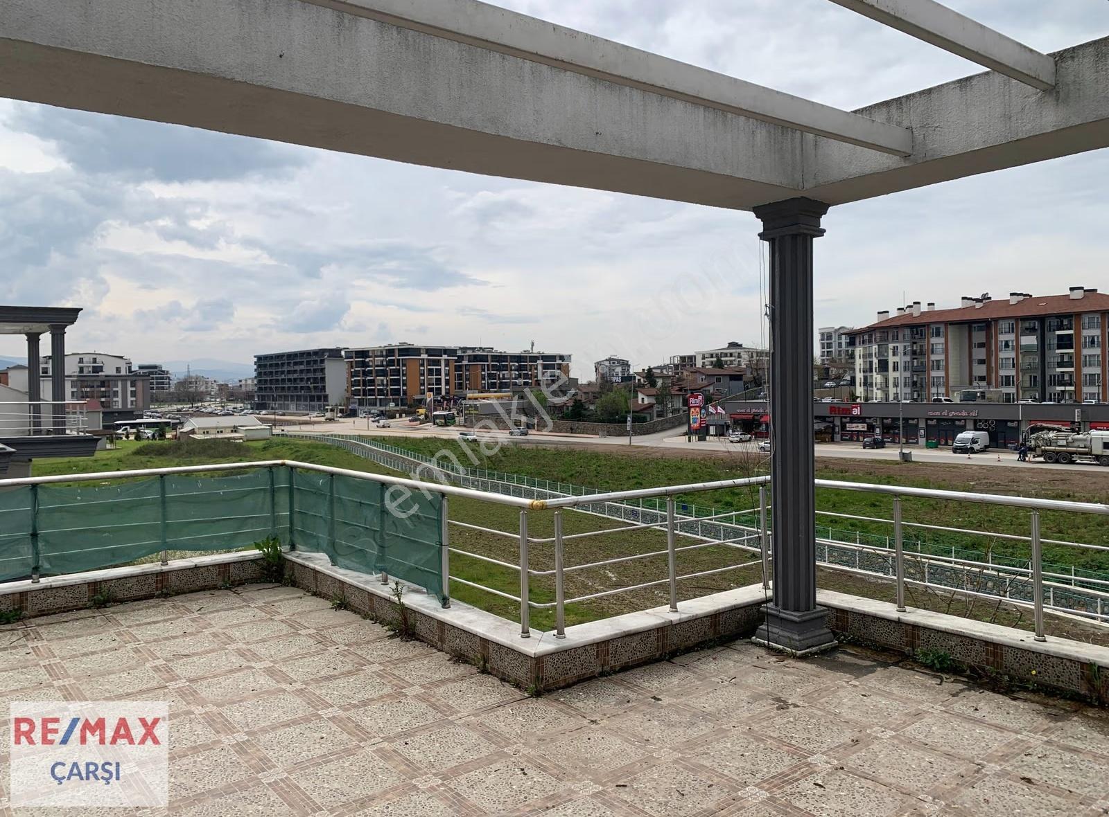 Kartepe Konakları 4+1 Çatı Dubleks Teraslı Kiralık Site İçinde - Görsel 14