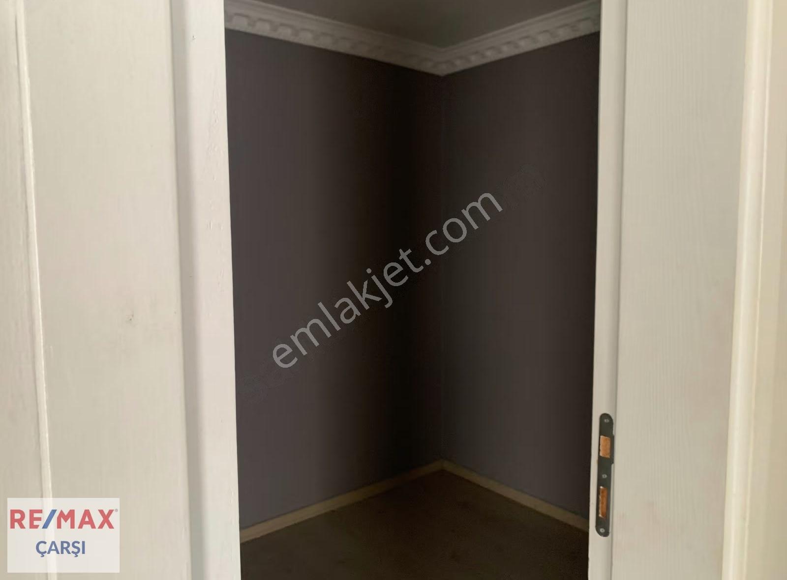 Kartepe Konakları 4+1 Çatı Dubleks Teraslı Kiralık Site İçinde - Görsel 17