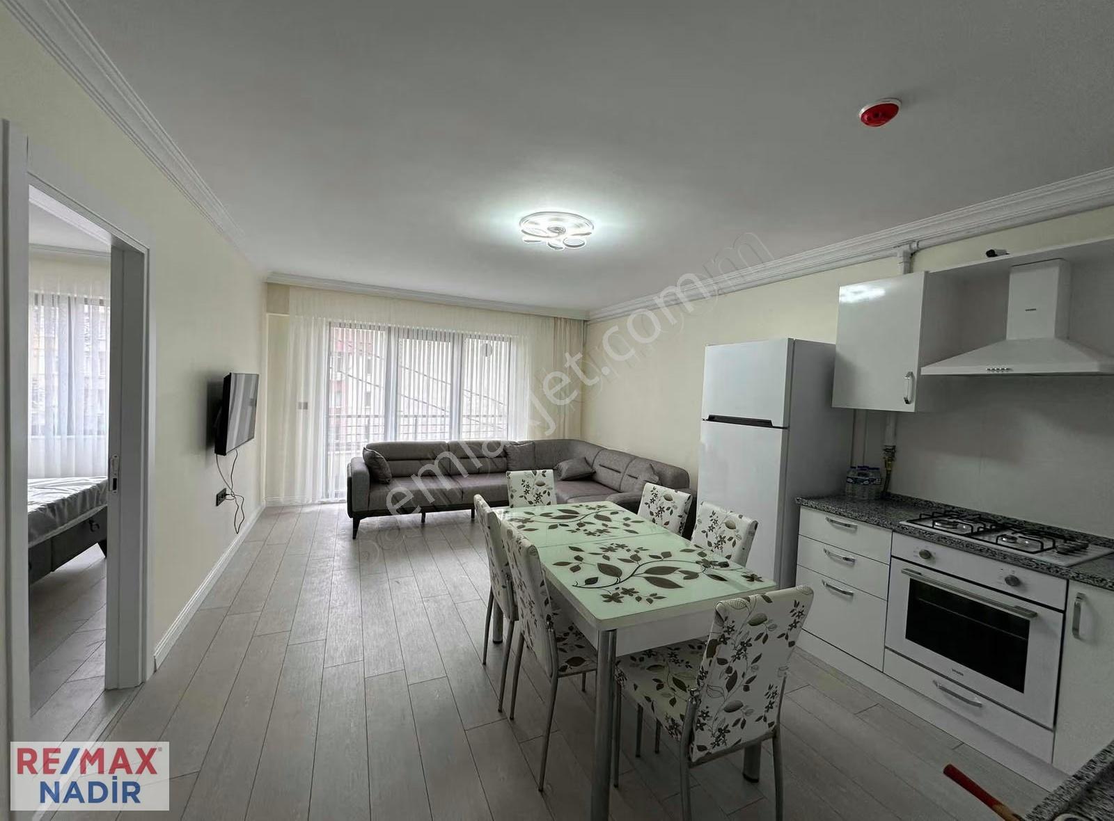 Giresun Merkezi Konumda Eşyalı 1+1 Kiralık Daire - Görsel 9