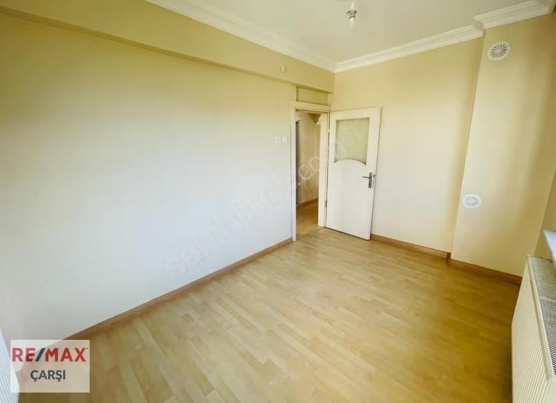 60 Evler Yavuz Sultan Selim Mahallesinde 2+1 Kiralık Daire - Görsel 20