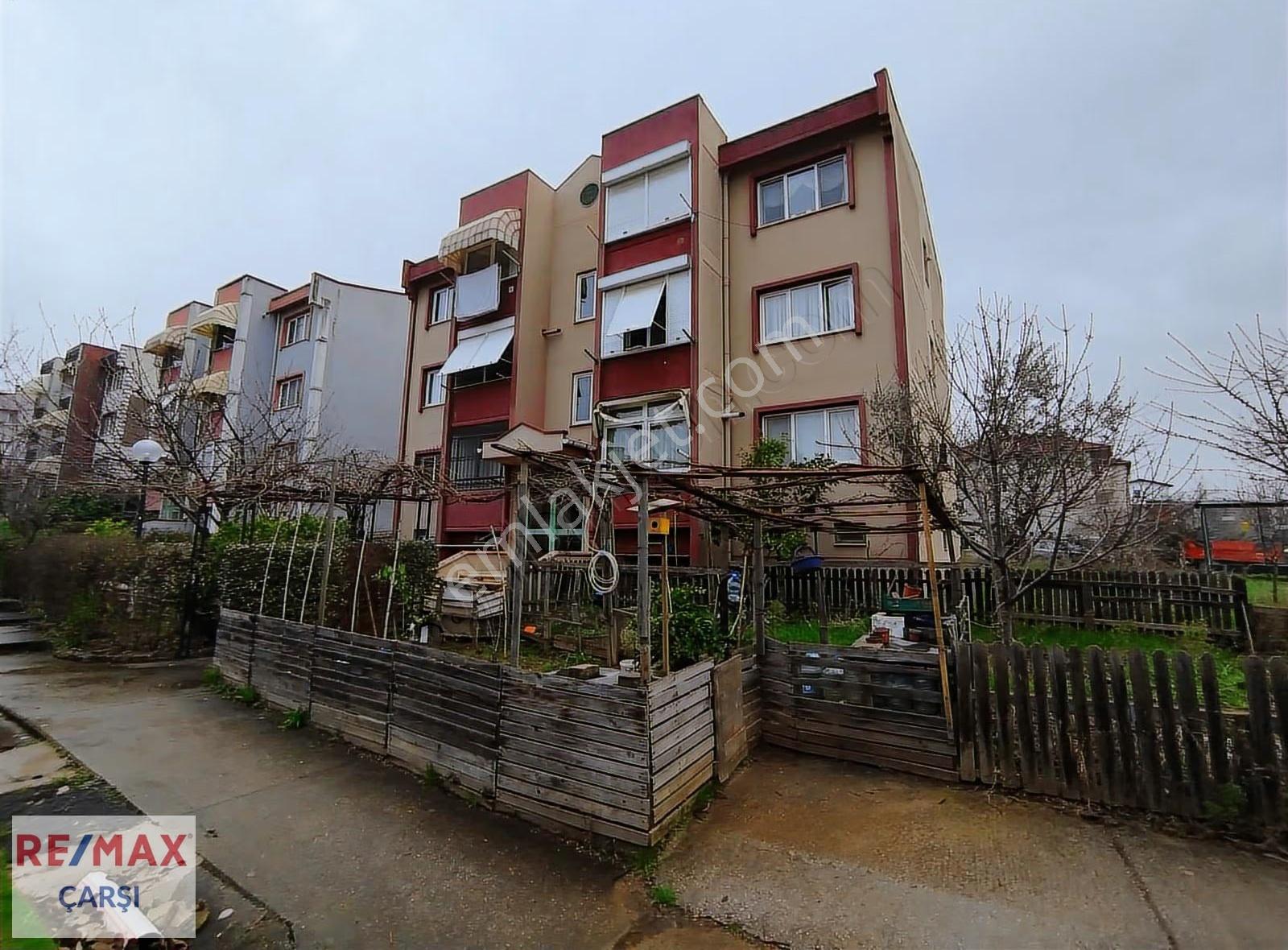 Remax Çarşı'dan Şirinköy Kalıcı Konutlarda Ara Kat Satılık Daire - Görsel 14