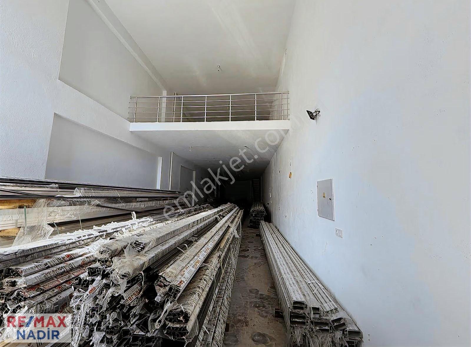 Remax'ten Sanayi Sitesinde 230 M² Asma Katlı Yatırımlık İşyeri - Görsel 8
