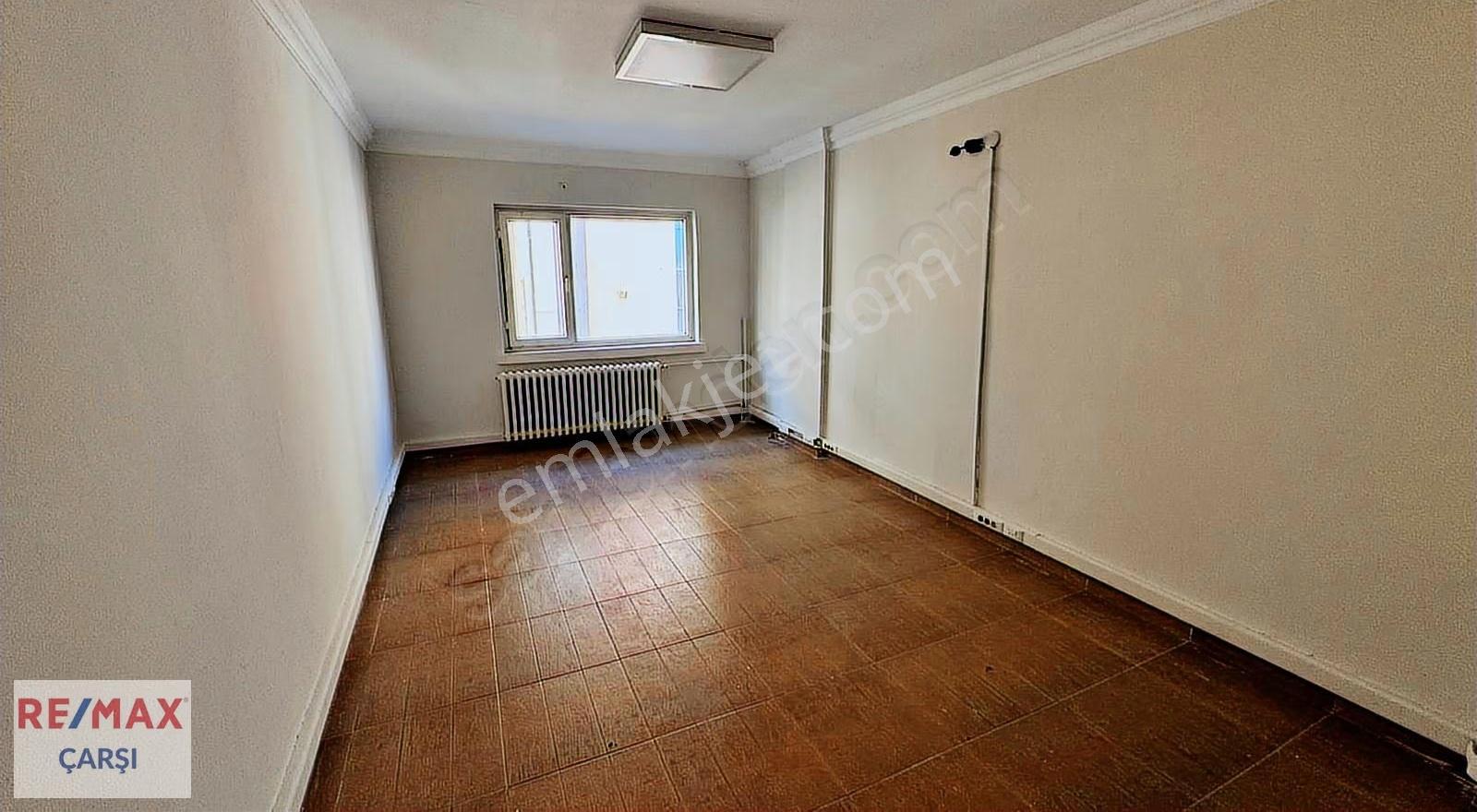 Alemdar Caddesinde 230 M2 Kiralık Ofis - Görsel 12