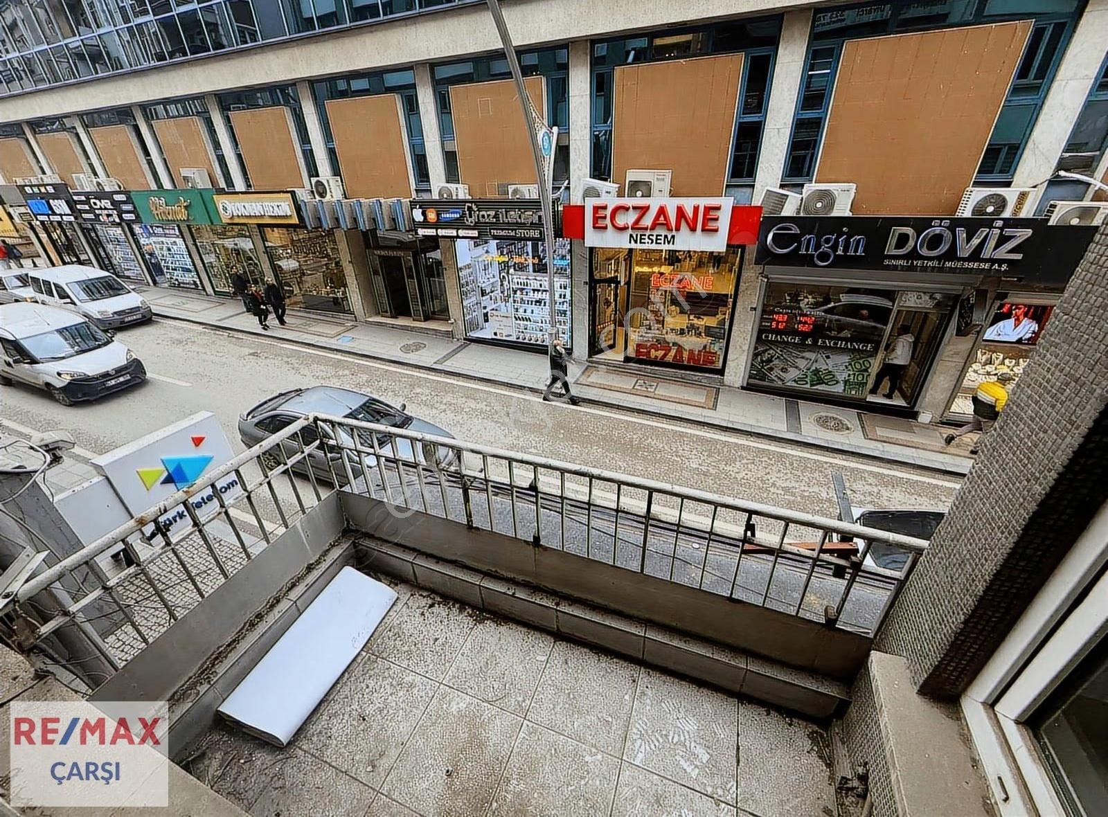 Alemdar Caddesinde Harika Konumda 150m2 Kiralık Ofis - Görsel 2