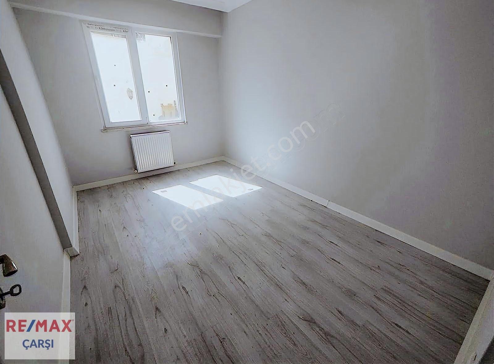 İskele Yolunda, 5 Senelik Binada Bahçe Dubleks Kiralık 3+1 Daire - Görsel 3