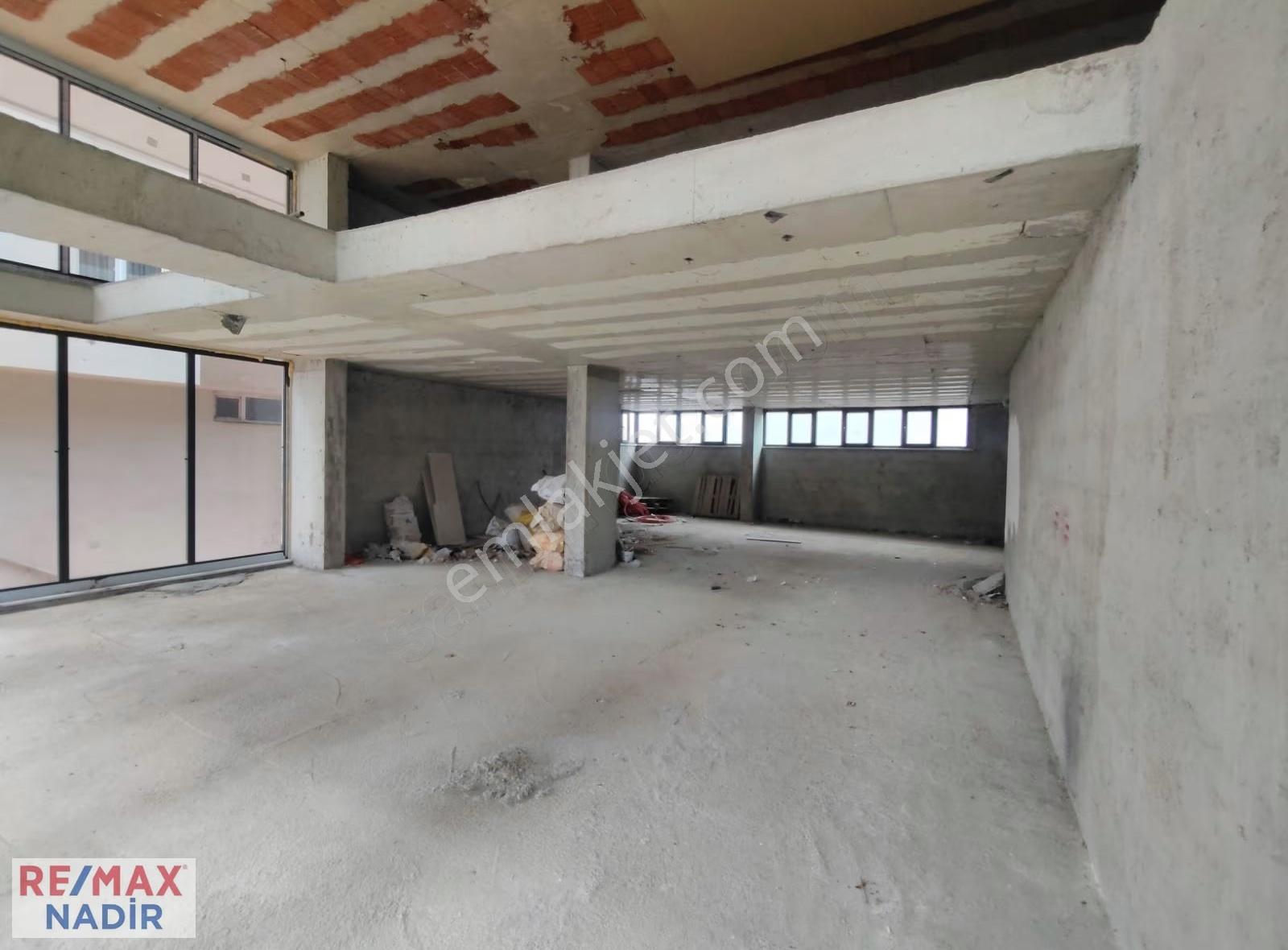 Remax'ten Bahçelıevler'de 325 M² Kurumsal Marketlere Uygun - Görsel 7