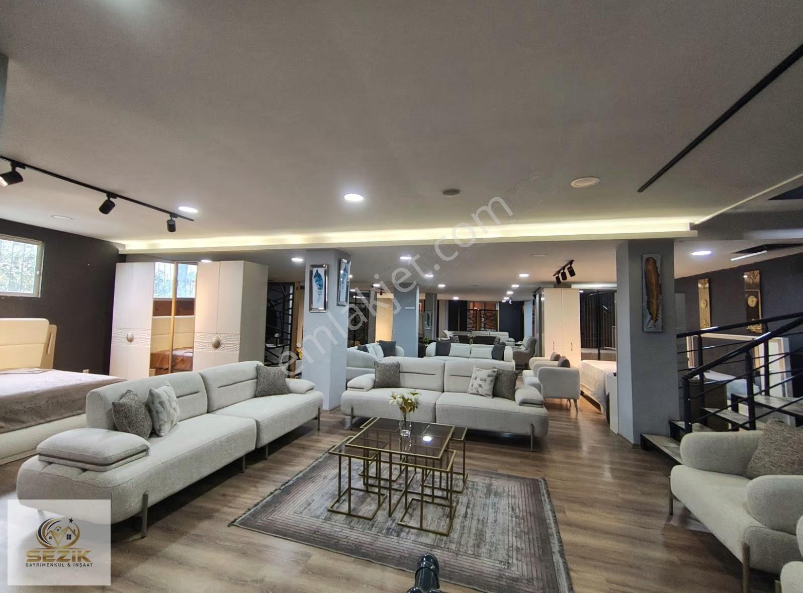 Şakirpaşa Da İşlek Cadde Üzeri 3 Katlı Satılık Dükkan Showroom - Görsel 3