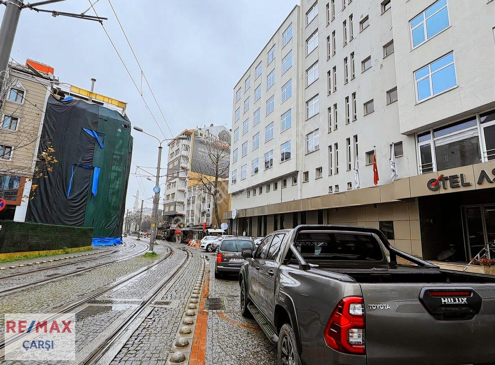 İzmit Merkez De,otel Asya İçinde Hava Parasız Kiralık İş Yeri. - Görsel 2