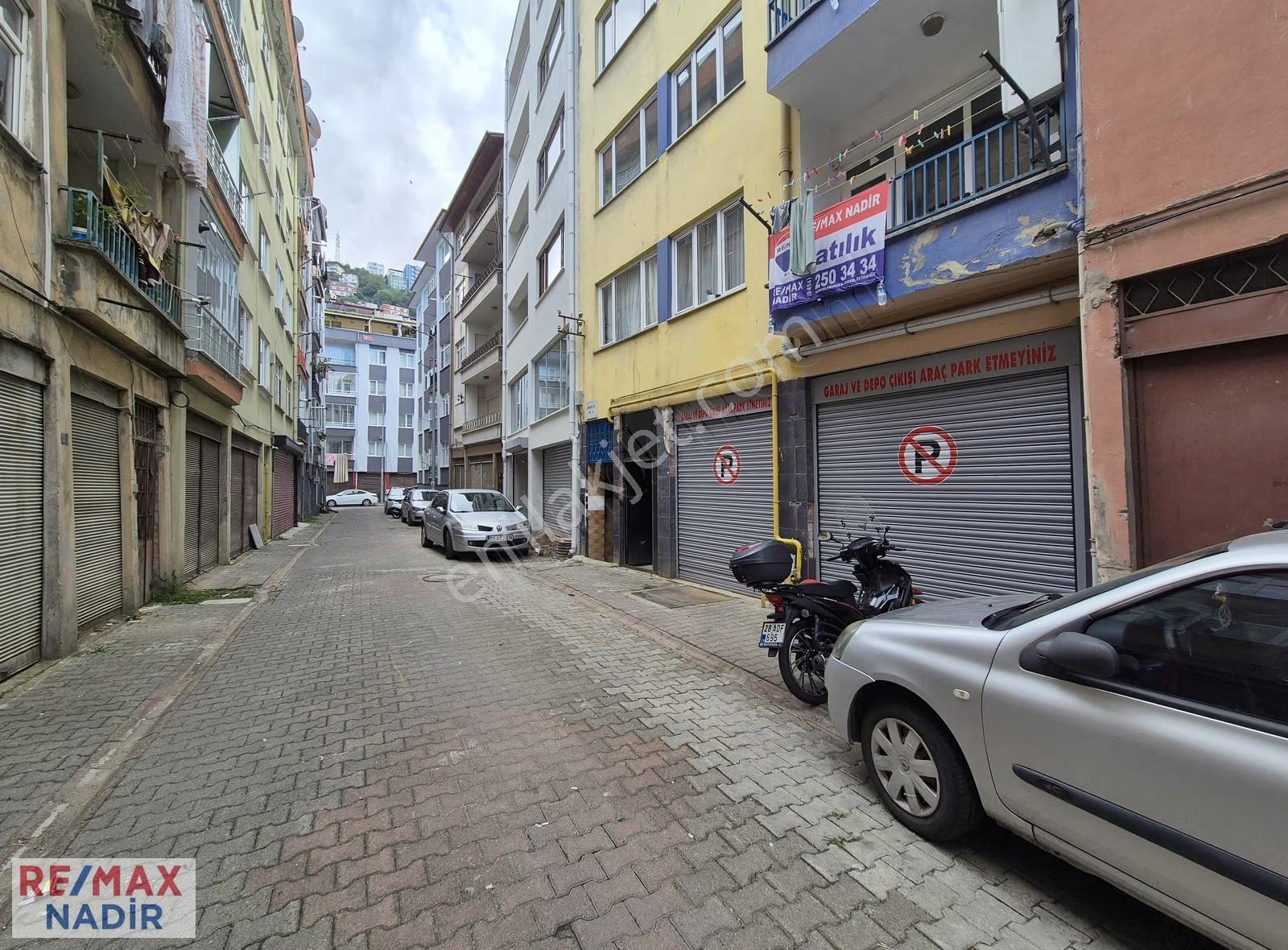 Remaxnadir Gıresun Merkez Kumyalı'da 80 M² Satılık Dükkan
