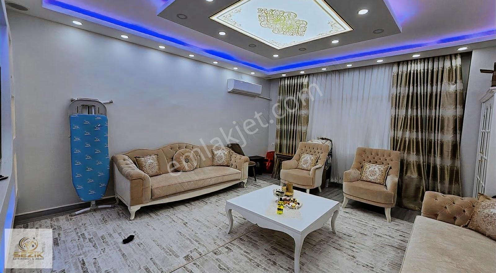 Salı Pazarı Civarı Köşe Başı 3 Katlı Müstakil Ev +işyeri Uygun F - Görsel 17
