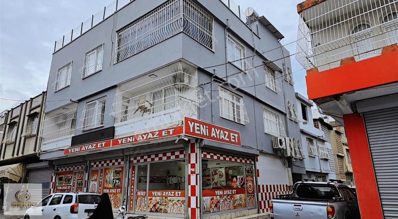 Salı Pazarı Civarı Köşe Başı 3 Katlı Müstakil Ev +işyeri Uygun F - Görsel 36