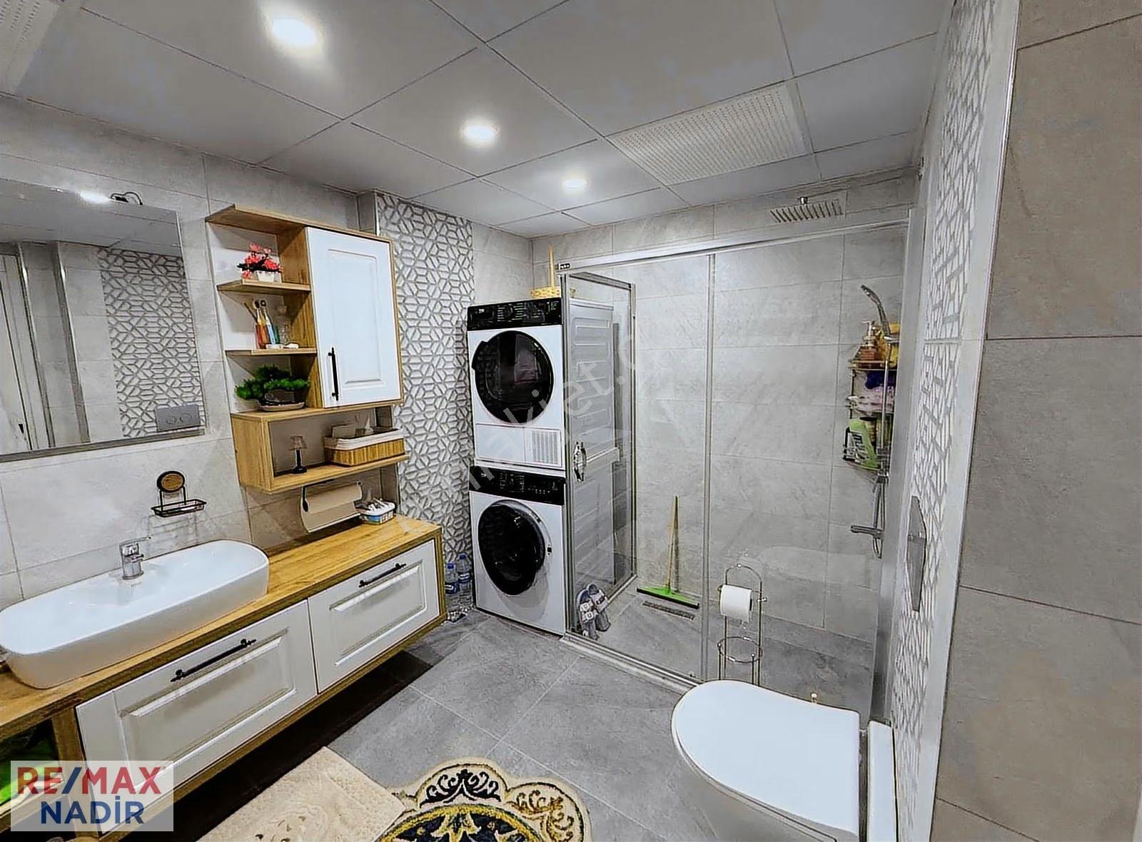 Teyyaredüzü Mahallesi Saklıkent Sitesinde Havuzlu 3+1 Daire - Görsel 24