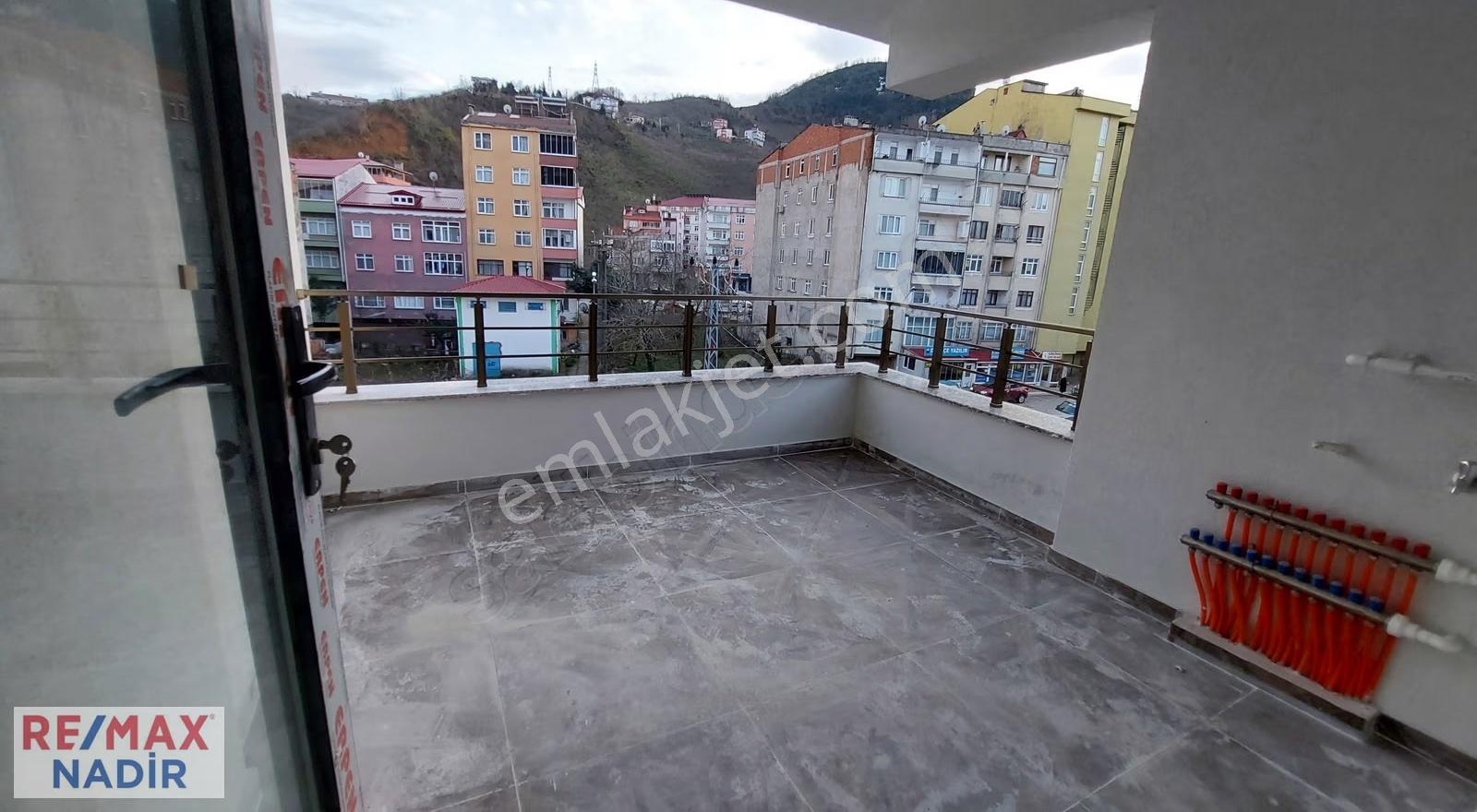 Remaxnadir'den Tirebolu Körliman Nazka'da Muhteşem 4+1 Daıre - Görsel 14
