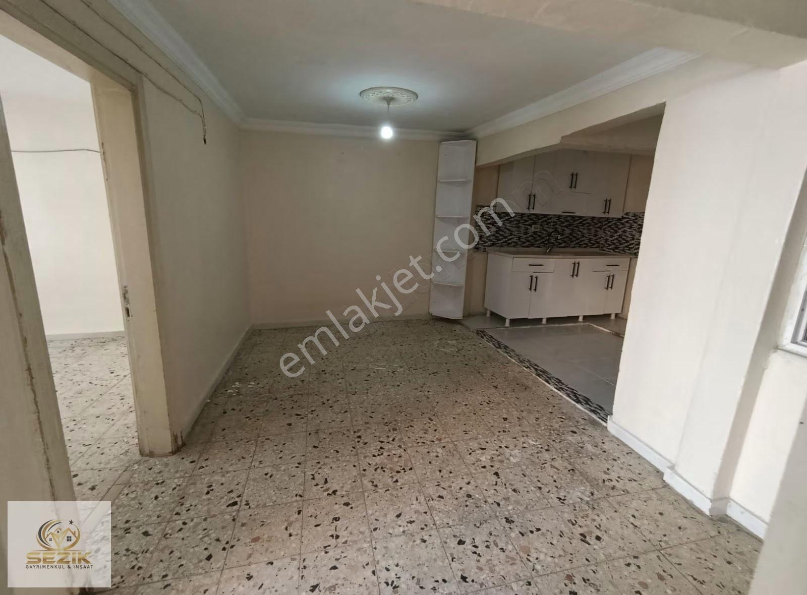 Obalar Cad. Salı Pazarı Civarı 2+1 Şeklinde Komple Satılık Müsta - Görsel 14