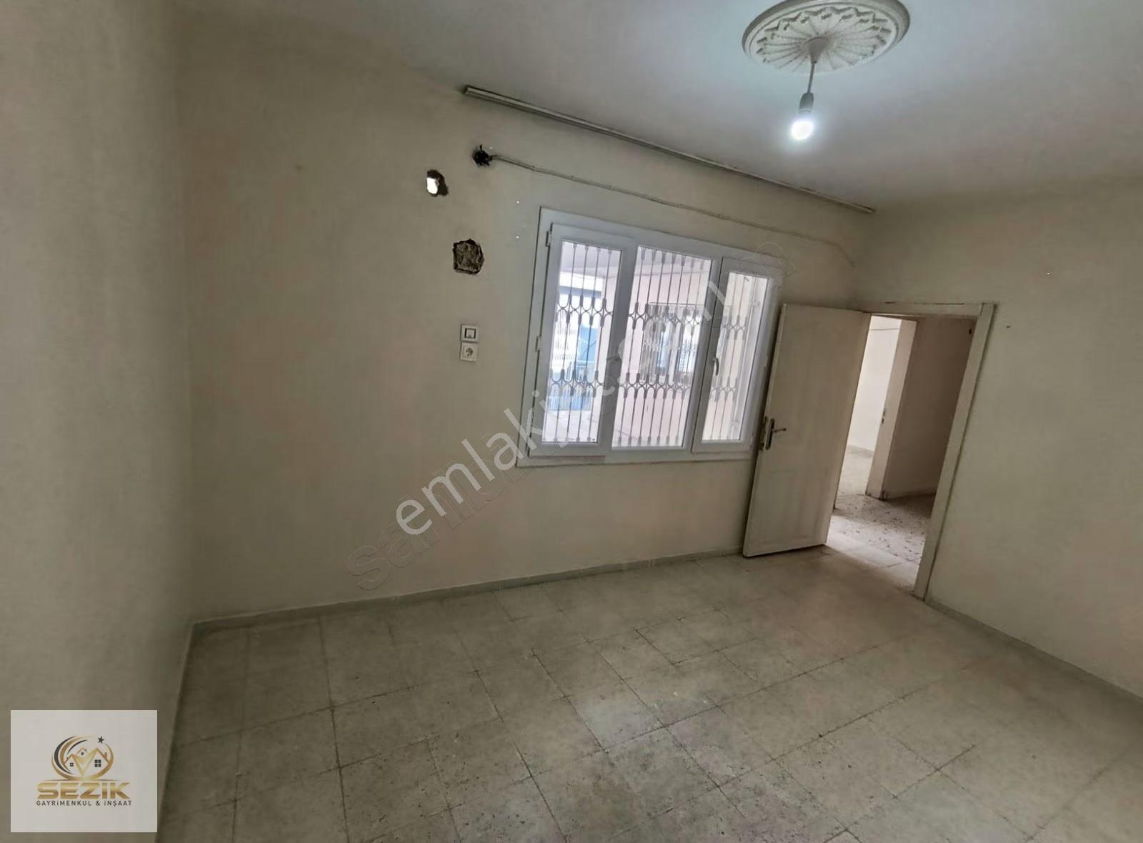 Obalar Cad. Salı Pazarı Civarı 2+1 Şeklinde Komple Satılık Müsta - Görsel 7