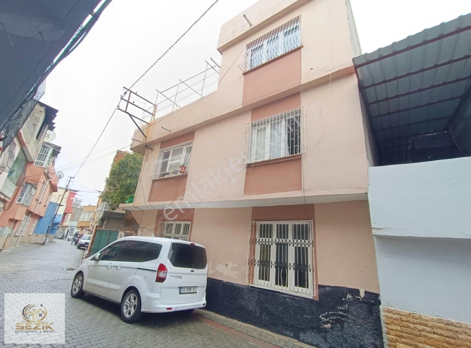 Gülbahçe Mah Obalar Caddesi Civarı 2.5 Katlı Satılık Müstakil Ev - Görsel 5
