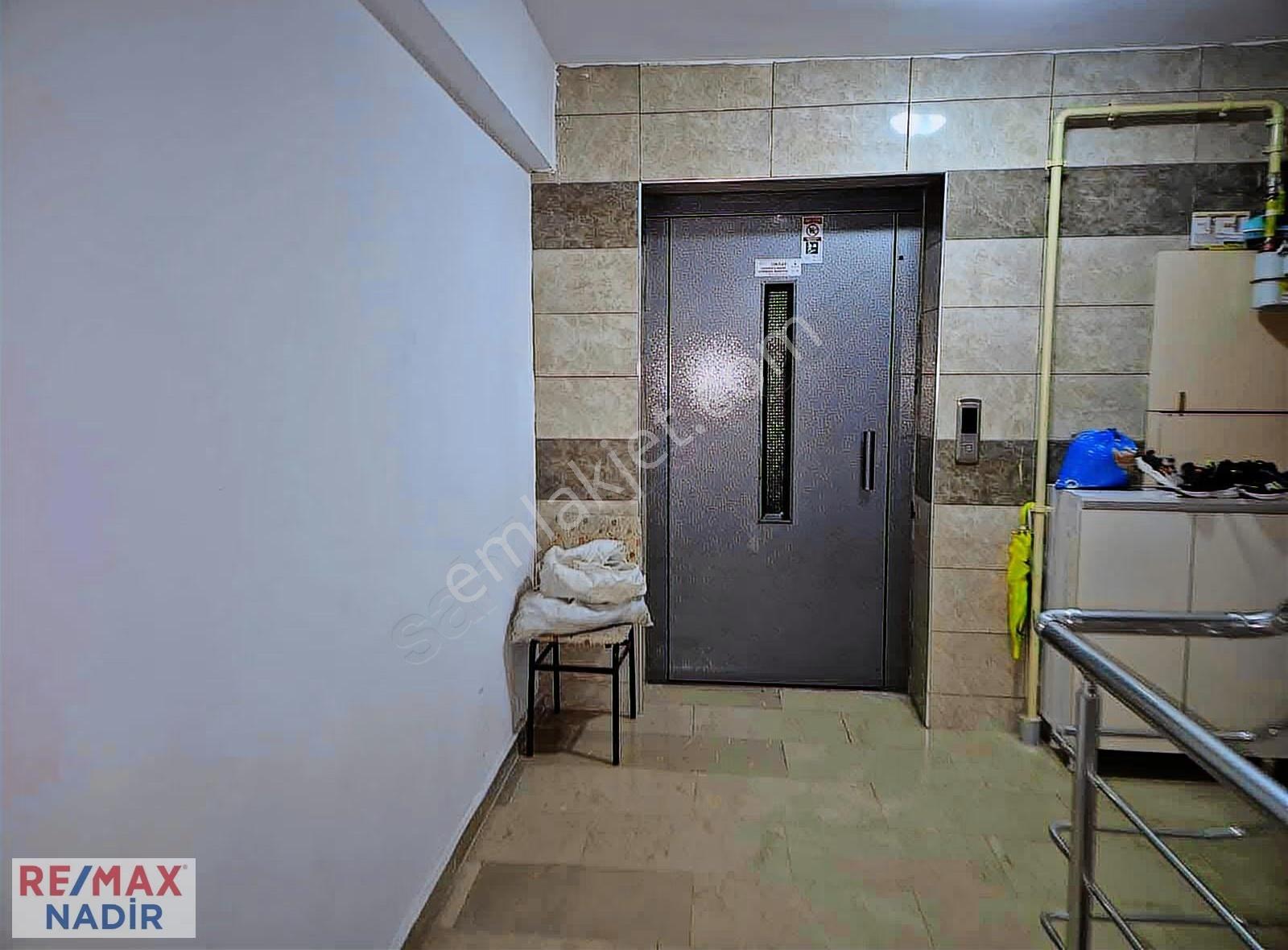 Osmaniye Mahallesinde 4+1 300 M² Giriş Katlı Dubleks Satılık - Görsel 33