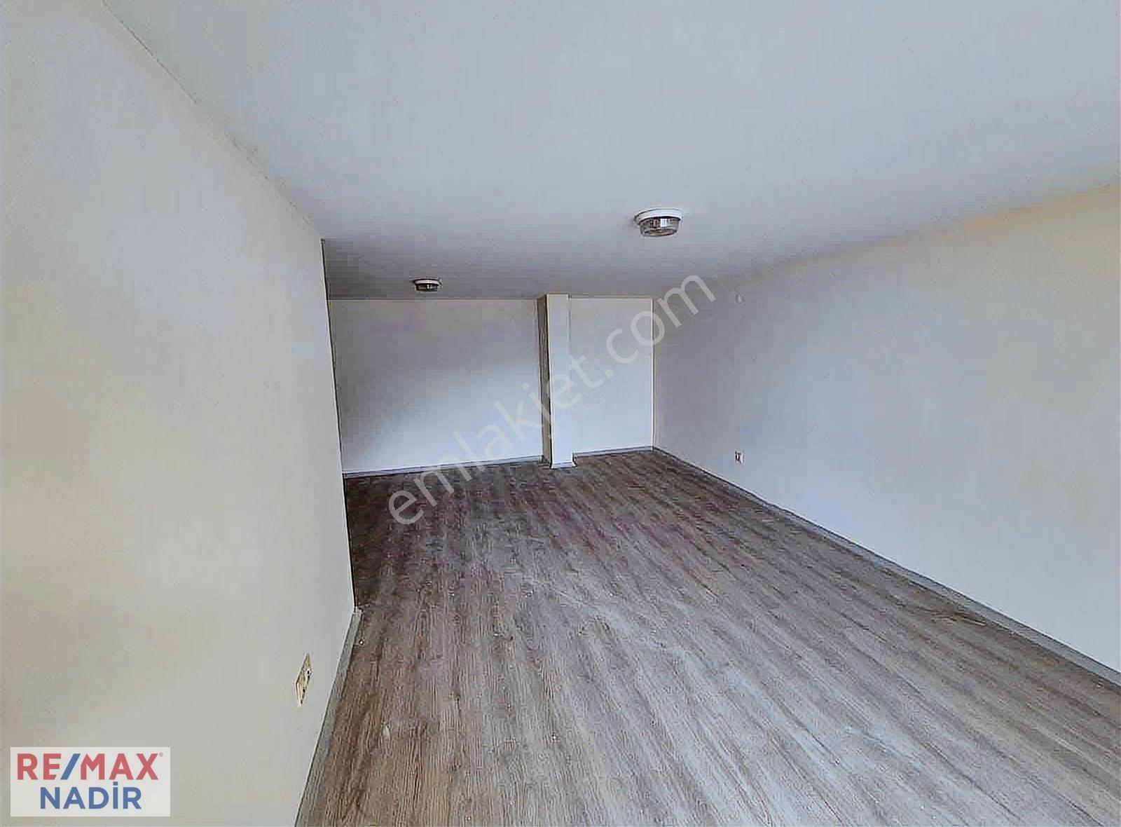 Osmaniye Mahallesinde 4+1 300 M² Giriş Katlı Dubleks Satılık - Görsel 34
