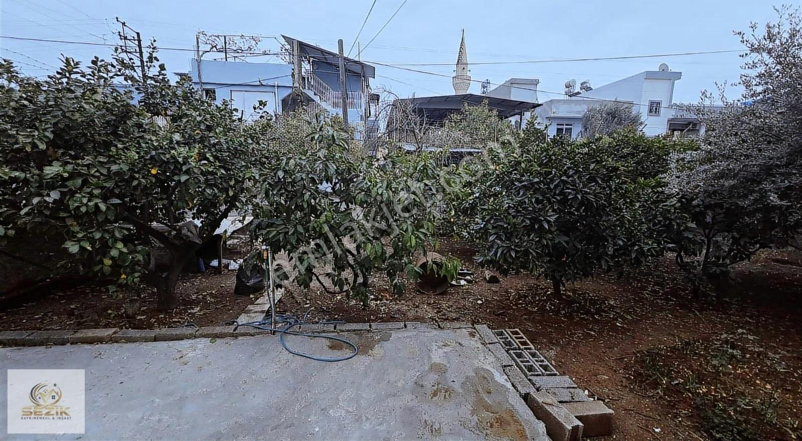 Şakirpaşa Onur Mahallesinde Köşe Başı 447 Mt2 Tapulu Müstakil Ev