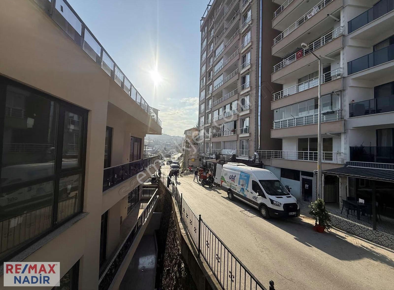 Aksu Plazada 1+1 Satılık Home Offıce - Görsel 5