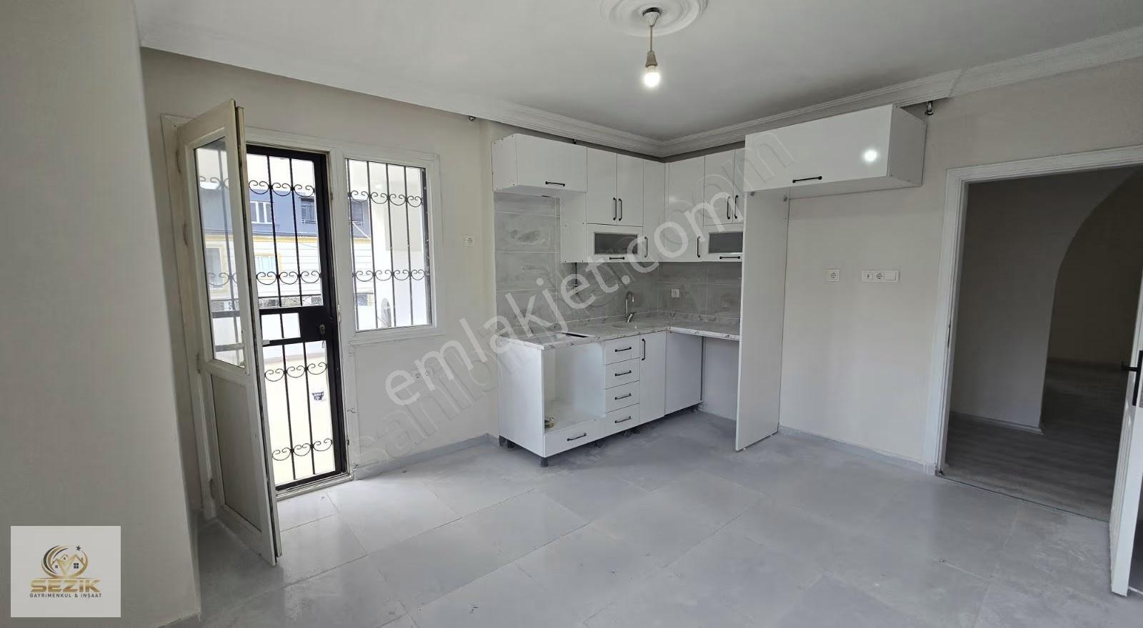 Acil Satılık Çok Geniş Daire Her Kat Tek Daire Hasarsız Masrafsı - Görsel 25