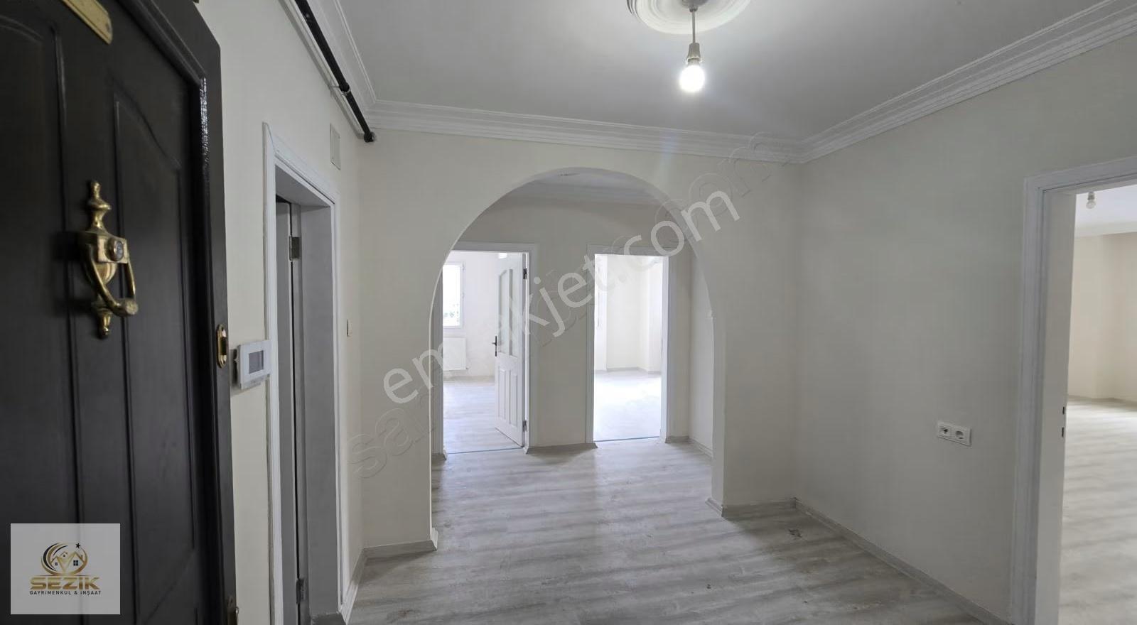 Acil Satılık Çok Geniş Daire Her Kat Tek Daire Hasarsız Masrafsı - Görsel 26