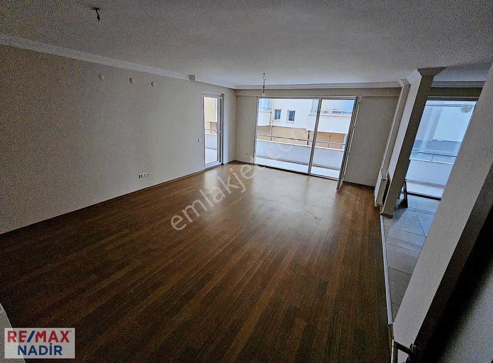 Remax Nadir'den Gaziler Mah. 3+1 Satılık Daire - Görsel 2