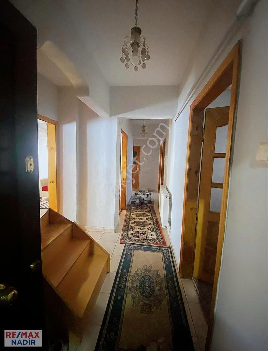 Remax Yunus Emre'den Merkezi Konumda Geniş 5+1 Çatı Dubleksi - Görsel 4
