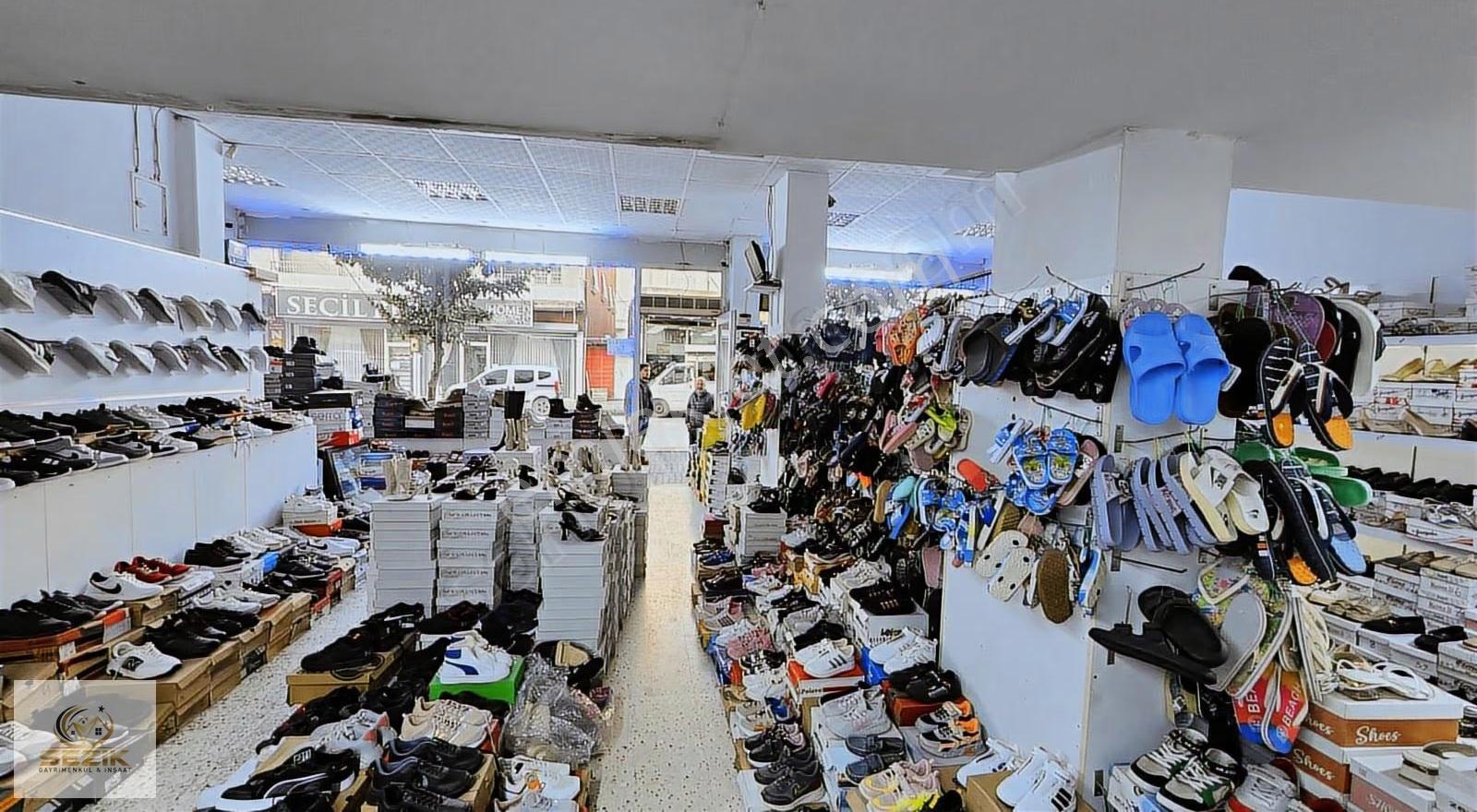 Şakirpaşa'da Acil Satılık 10 Daire 4 Mağaza Komple Köşe Başıbina - Görsel 15