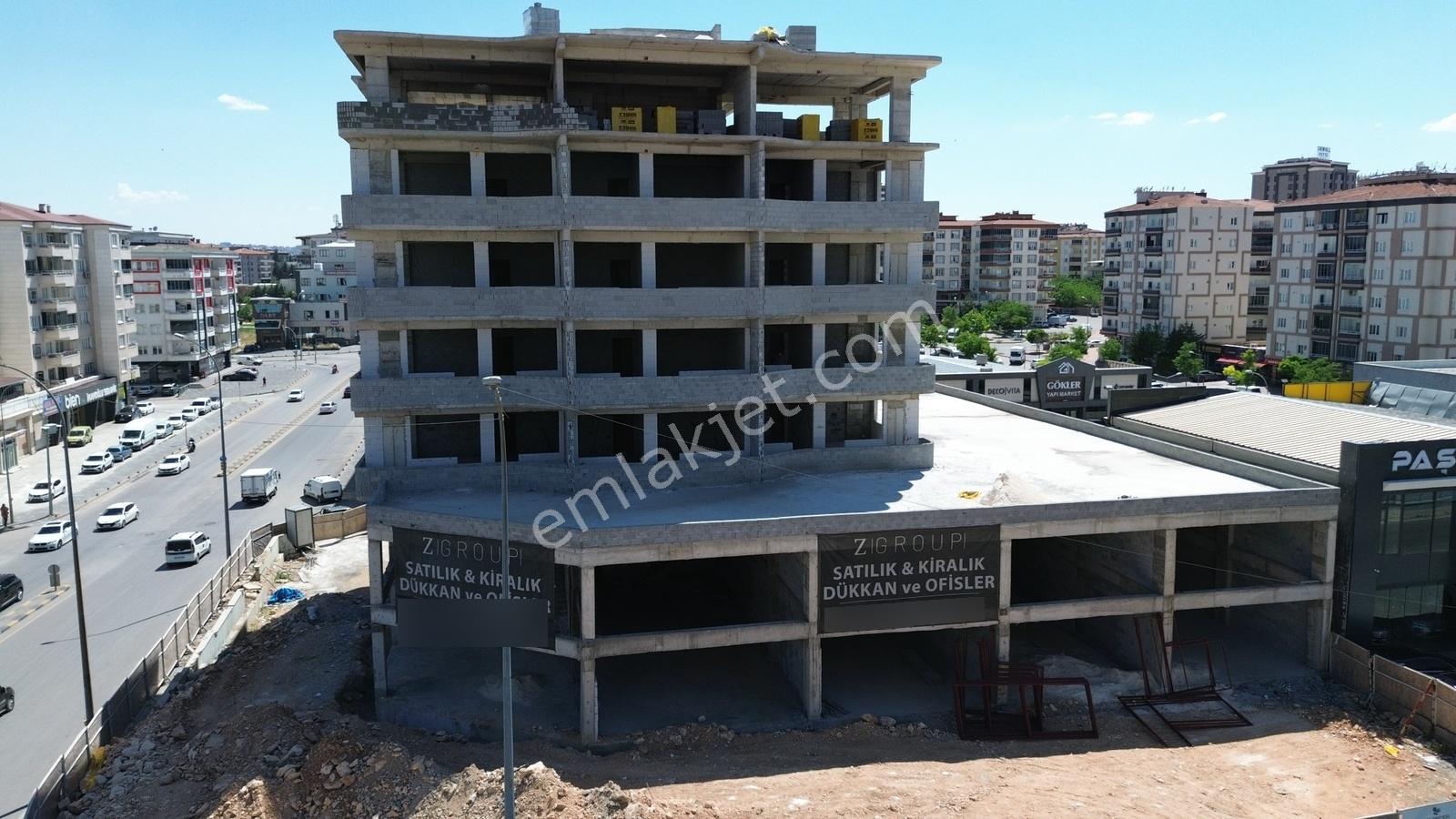 Z Group'dan İpekyolun'da Kalender Plaza'da Satılık İş Yeri - Görsel 6