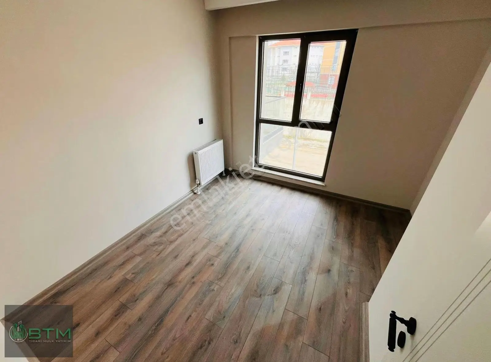 Bordo Prestij Sitesinde _ara Kat_ Köşe Daire 3+1 -fırsat Daire- - Görsel 2