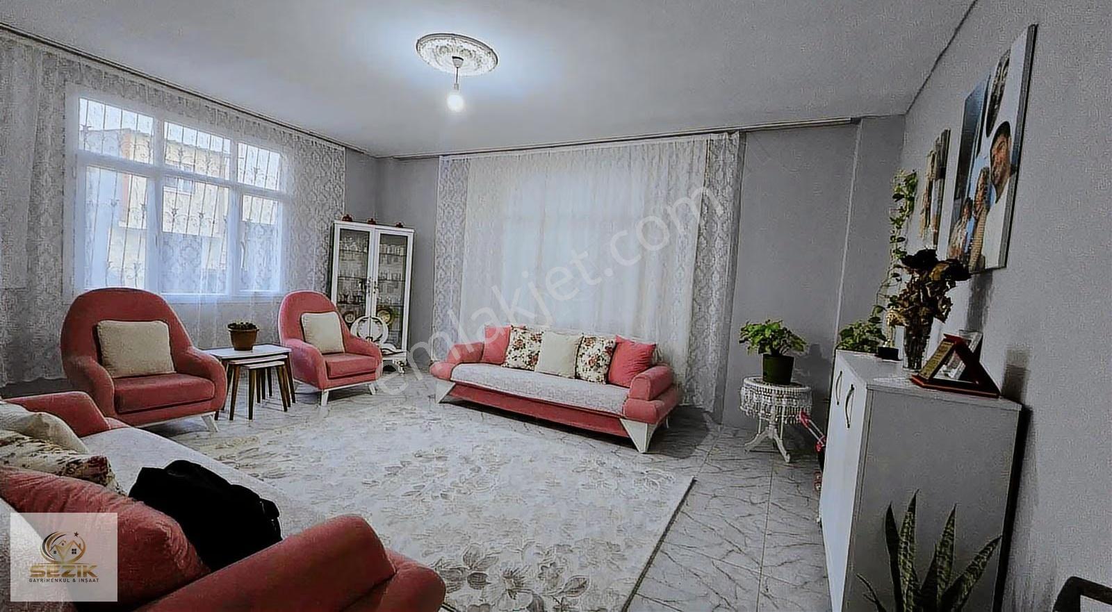 Uçakalanı Yeni Yerleşim'de Acil Satılık Müstakil Ev Bahçeli - Görsel 28
