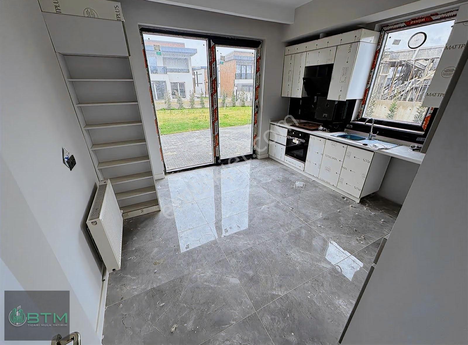 Elit Yaşamın Adresi Bağlıca'da 525 M² Bahçeli 7+1 Megalux Villa - Görsel 26