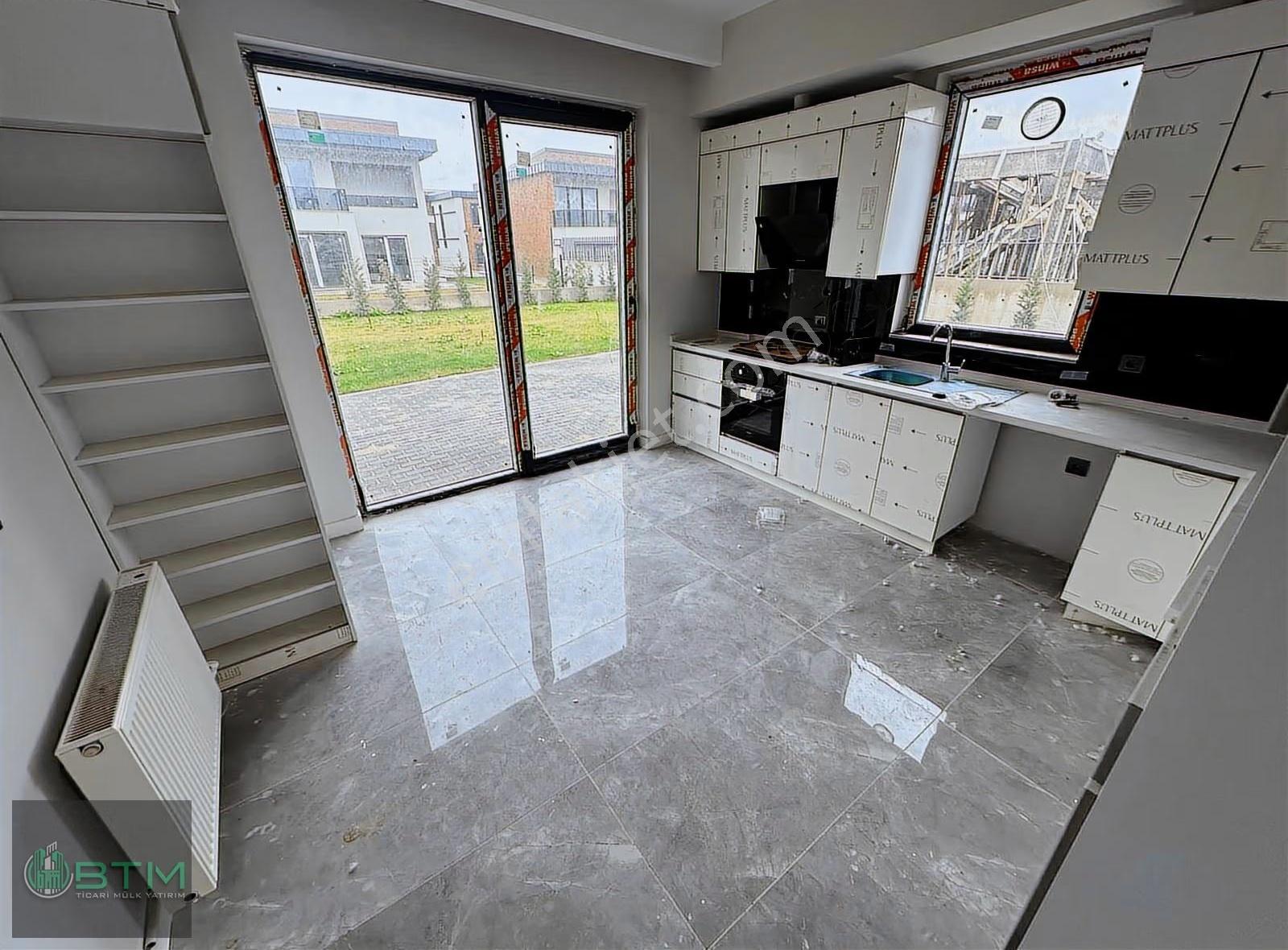 Elit Yaşamın Adresi Bağlıca'da 525 M² Bahçeli 7+1 Megalux Villa - Görsel 6