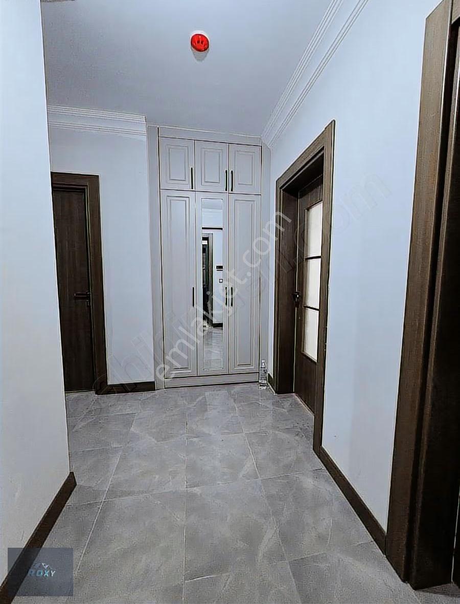 Roxy Group Güvencesiyle: Güney-batı Cepheli Modern Donanımlı 3+1 - Görsel 3