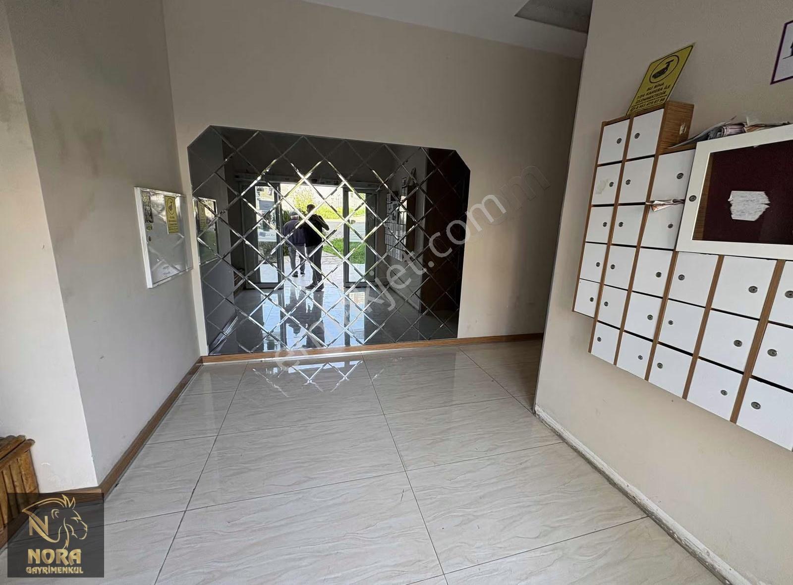 Nora Dan Üniversite Caddesin De 1+1 Kiralık Daire - Görsel 17