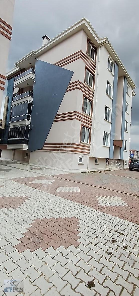 Aktif Emlaktan Devlet Hastanesi Yakınında Kiralık 3+1 - Görsel 7