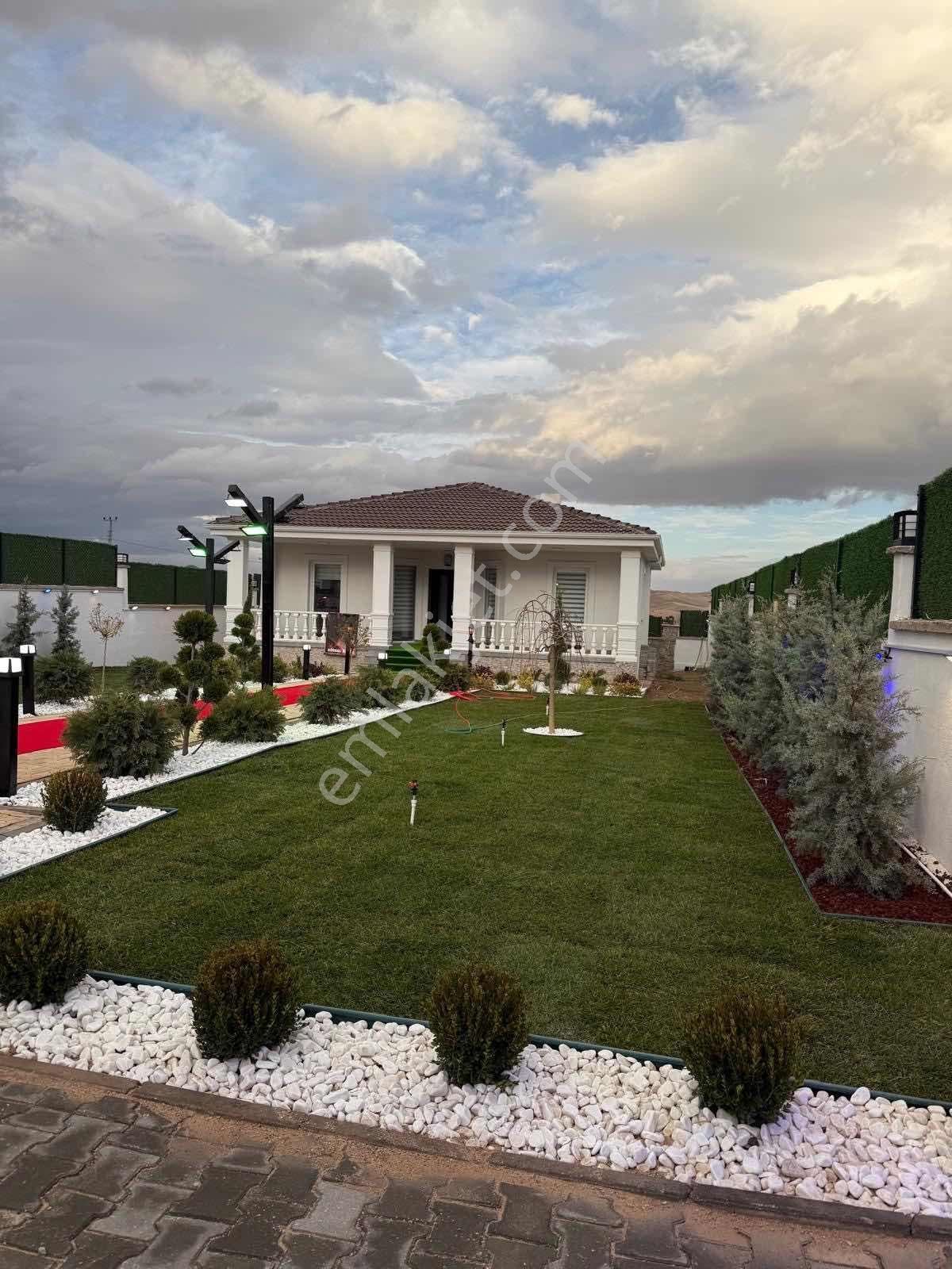 Melikşah'ta Fırsat Full+full İmarlı Yapılı Eşyalı Bahçeli Villa - Görsel 11