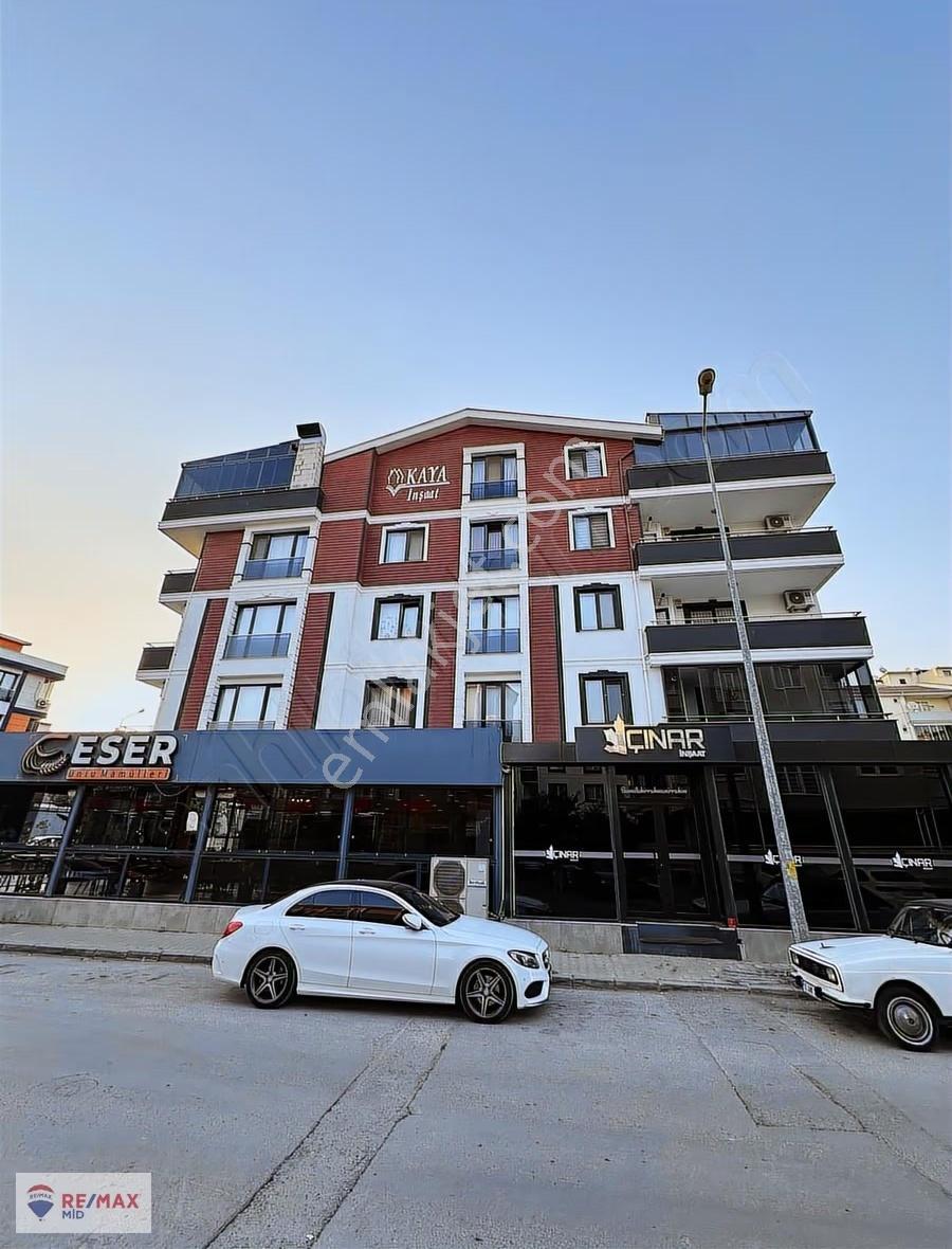 Remax Mid Altıeylül İlçesi Bahçelievler Mh. 3+1 Kiralık Daire - Görsel 3