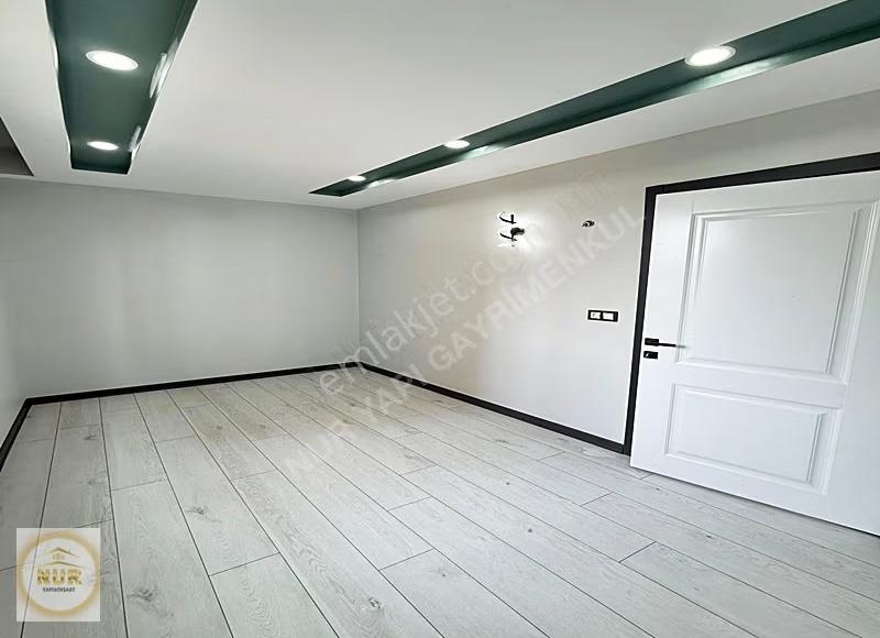 Nur Yapı'dan Metrobüse Yürüme Mesafesinde Ufuk Caddesi Dibi 2+1 - Görsel 27
