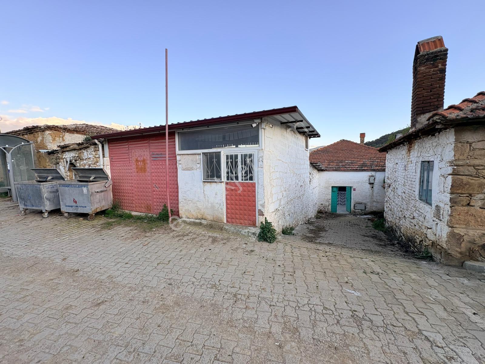 Acil Satılık Yunuslar Mahallesi'nde 2+1 Köy Evi - Görsel 21