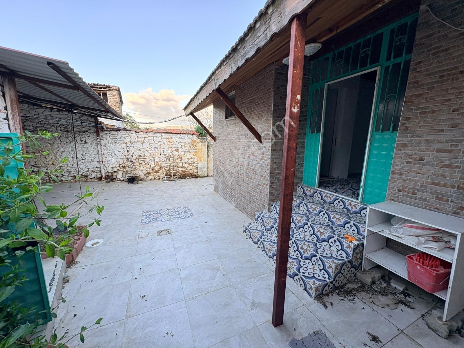 Acil Satılık Yunuslar Mahallesi'nde 2+1 Köy Evi - Görsel 3
