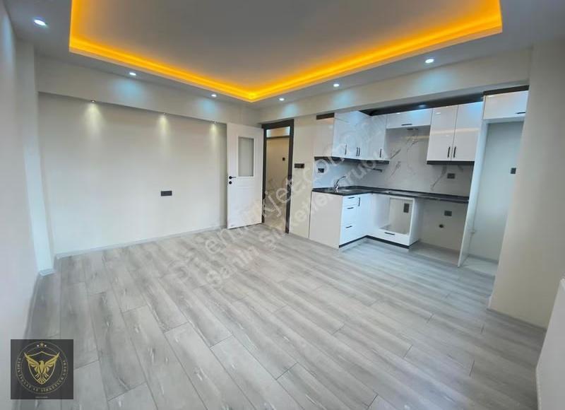 Beylikdüzü Metrobüse,avm,hastaneye 5'dk Şık Tasarımlı 2+1 Daire