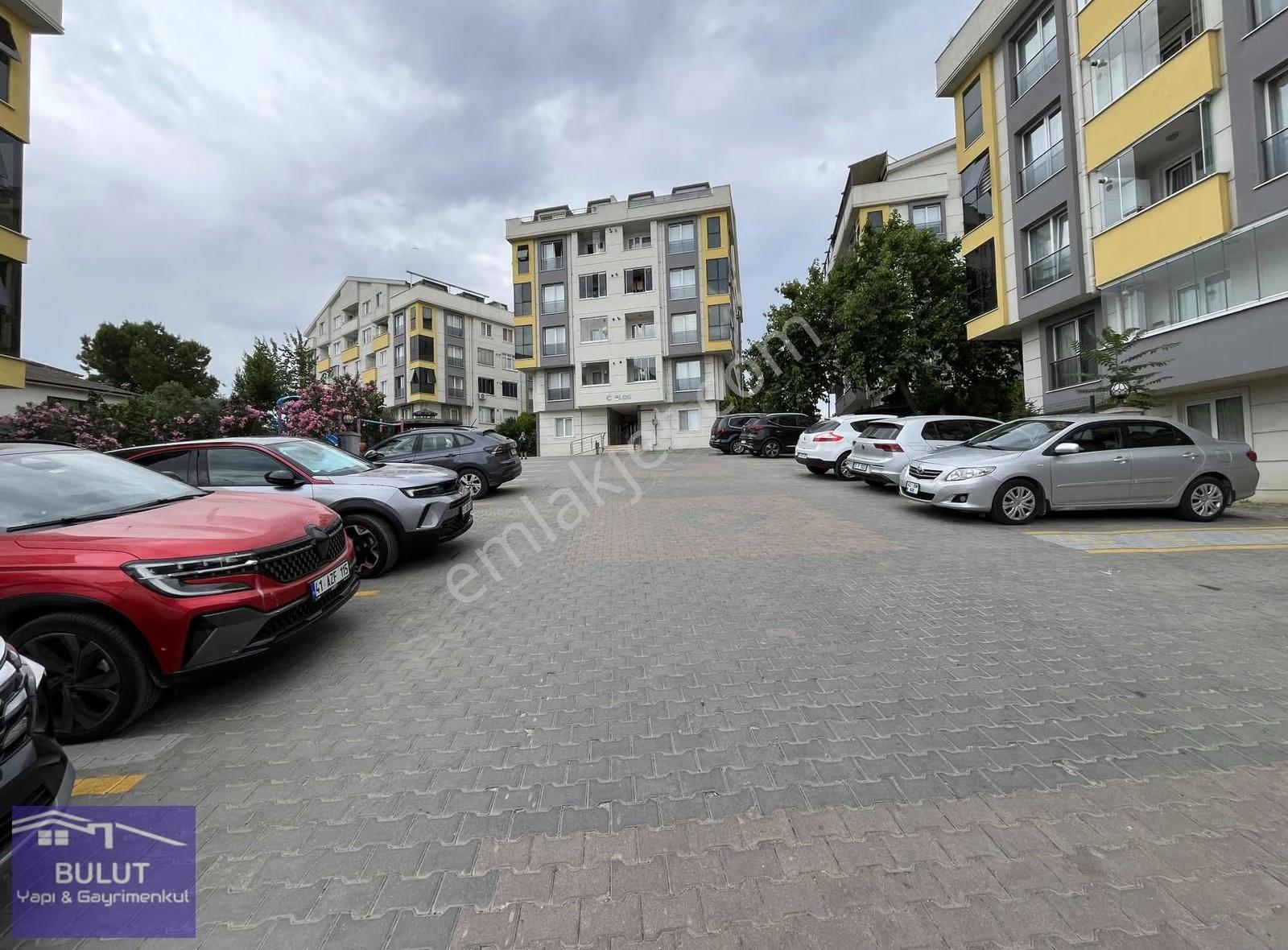 Bağlarbaşı Mah.istasyon Cad & Sahil 2dk Komisyonsuz,eşyalı 3+1 - Görsel 28