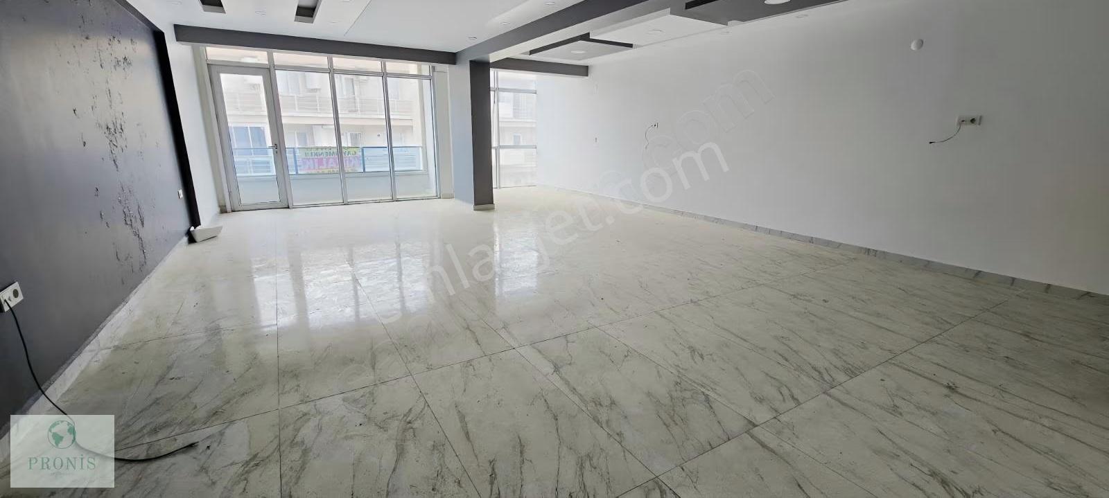 Menderes Merkezde Balkonlu Ferah Ofis Belediye/bankalara Komşu - Görsel 7