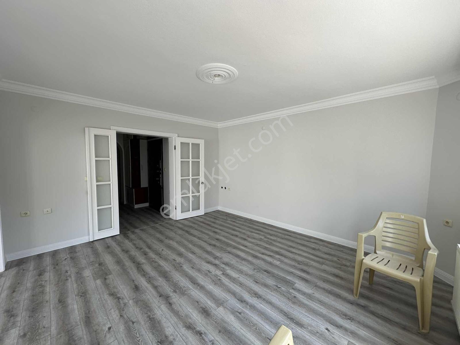 Altınkum Emlak'tan Çarşı İçinde 3+1 Daire Ve 130m2 Dükkan - Görsel 17
