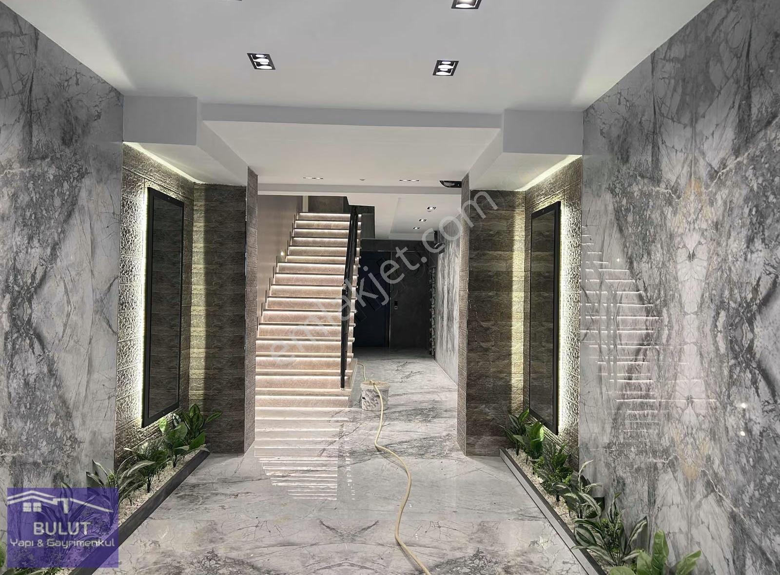 Nenehatun Mah. Tuzla Caddesi Üzeri *lüks 2+1 85m2 Ara Kat Daire